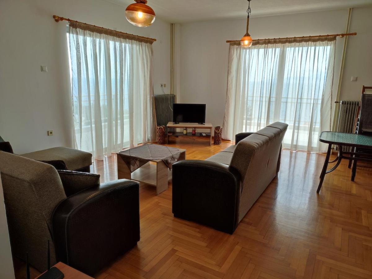 Thea Court Clio & Erato Apartmán PalaiónTsiflíkion